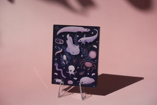 Whale fall quick sand acrylic magnet